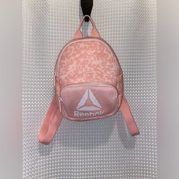 Women’s REEBOK MOLLY MINI BACKPACK in colour pink NWOT - Picture 9 of 16